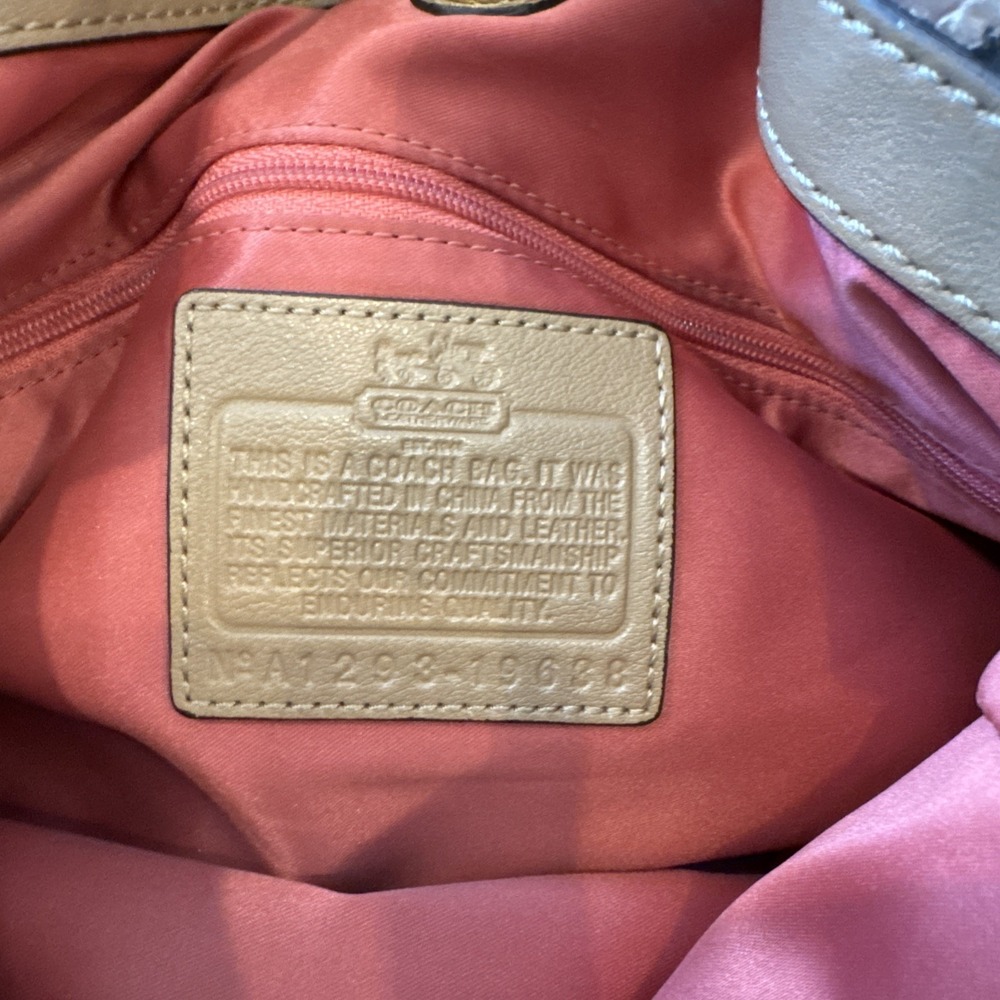 Authentic COACH Madison Flap Carryall #19638 Embossed‎ Python Leather + Wallet - Picture 15 of 16